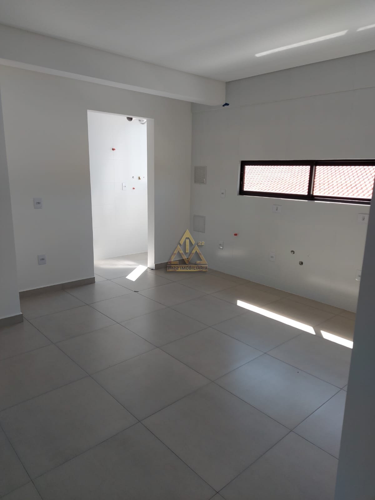 Apartamento à venda com 3 quartos, 1 suíte e 1 vaga no Centro, Balneário Piçarras (SC) — foto 3 de 8