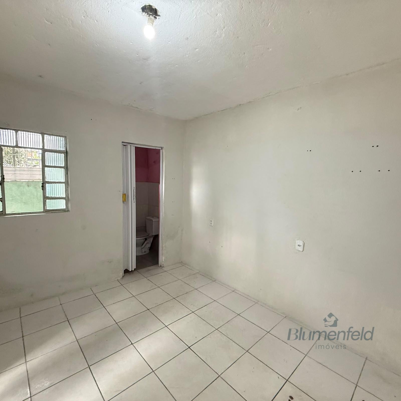 Casa para alugar com 1 quarto, 1 banheiro, 1 vaga e 50m² no Parque Rodrigo Barreto, Arujá (SP) — foto 4 de 5