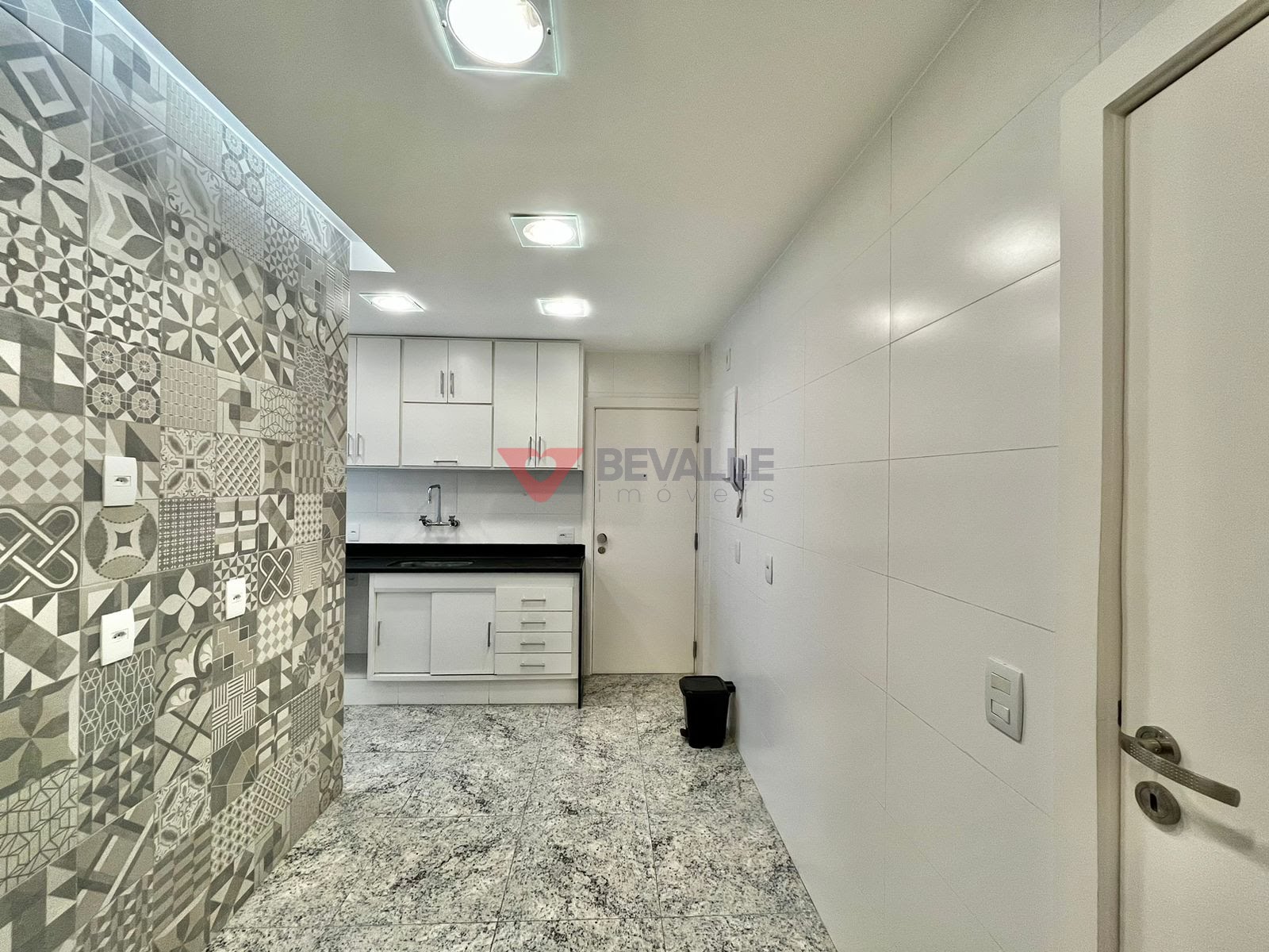 Apartamento à venda com 3 quartos, 1 suíte, 2 vagas e 150m² no Ipanema, Rio de Janeiro (RJ) — foto 9 de 26