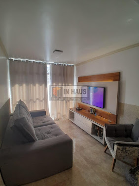 Apartamento 2 dorms com sacada e vaga, próx ao Zoológico SP. 