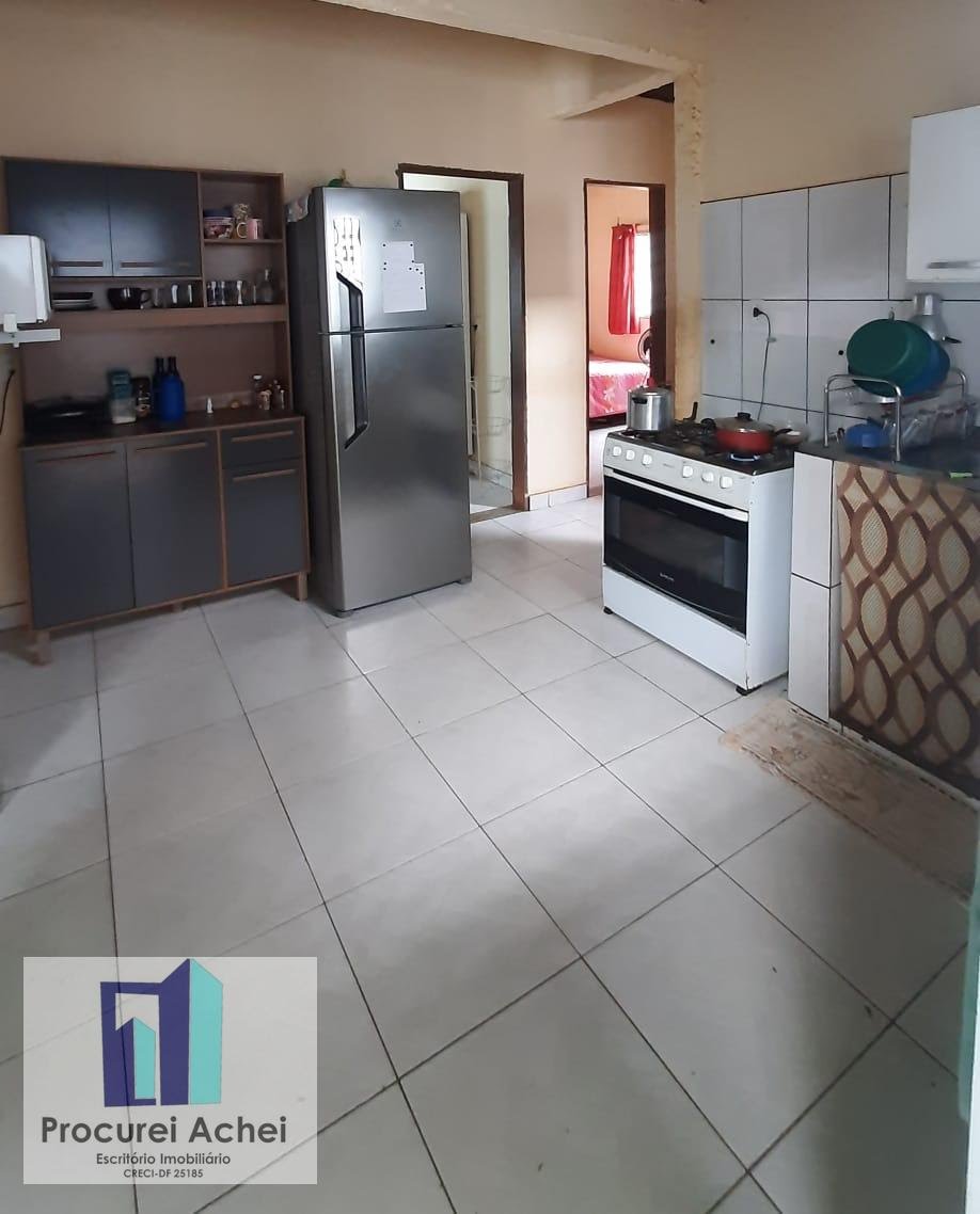 Casa à venda com 4 quartos, 2 banheiros, 6 vagas e 400m² no Arapoanga Planaltina Df, Brasília — foto principal