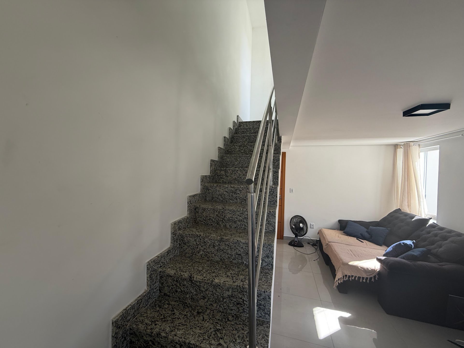 Cobertura à venda com 2 quartos, 1 banheiro, 1 vaga e 110m² no Santa Monica, Belo Horizonte (MG) — foto 9 de 21