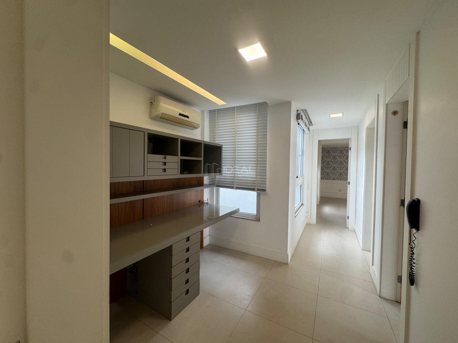 Casa à venda com 3 quartos, 3 suítes, 4 vagas e 423m² no Parque Santo Amaro, Campos dos Goytacazes (RJ) — foto 30 de 30