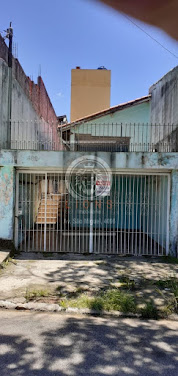 Casa em Limoeiro  -  São Paulo