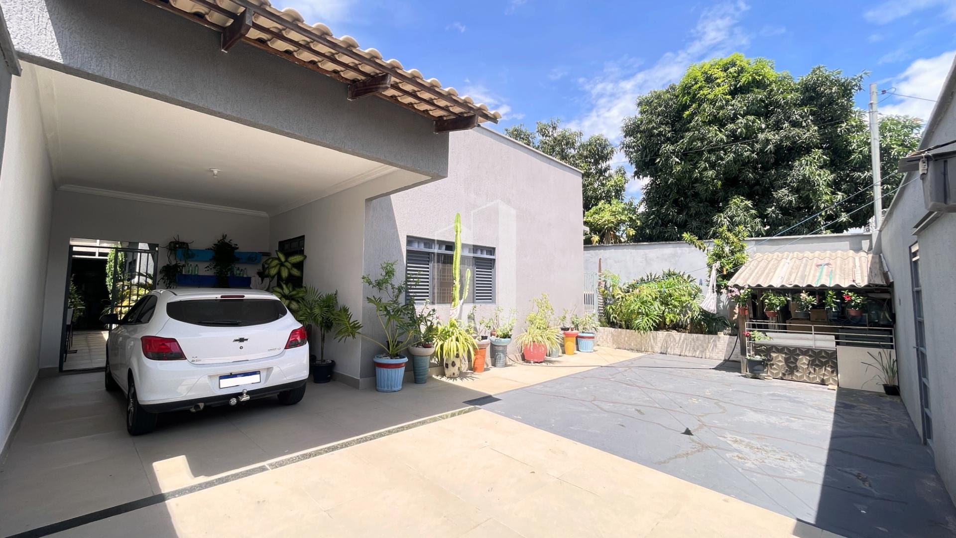 Casa à venda com 3 quartos, 2 suítes, 3 vagas e 210m² no Residencial Marília, Senador Canedo (GO) — foto 2 de 30