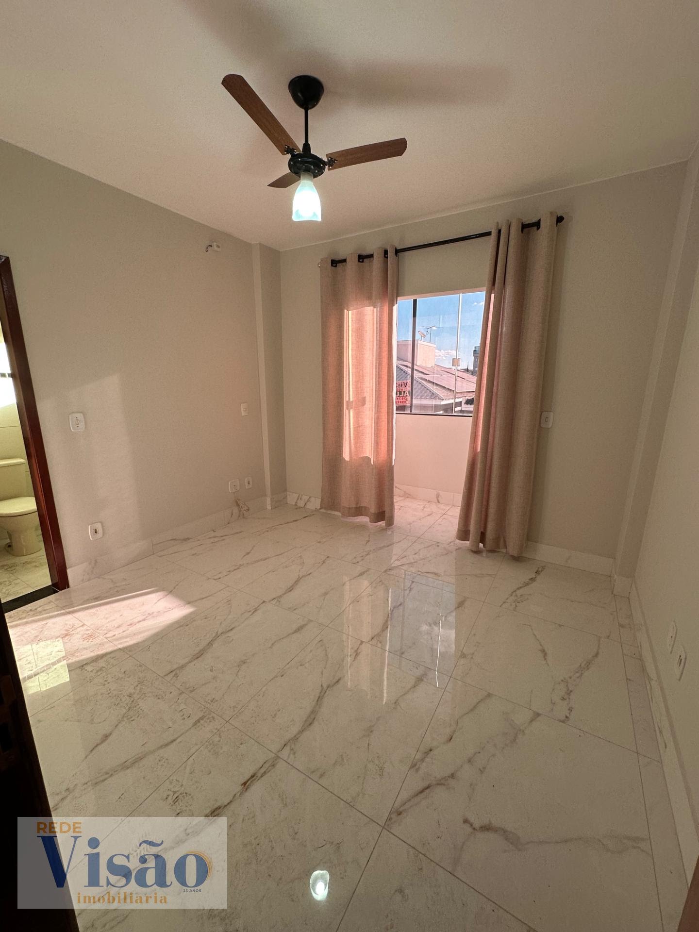 Apartamento para alugar com 2 quartos, 1 suíte, 1 vaga e 55m² no Jóquei Clube, Paracatu (MG) — foto 14 de 18