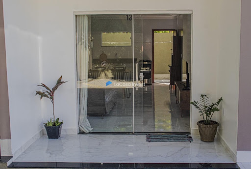 Apartamento 2 Dorms à Venda na Praia de Taperapuan, Porto Seguro
