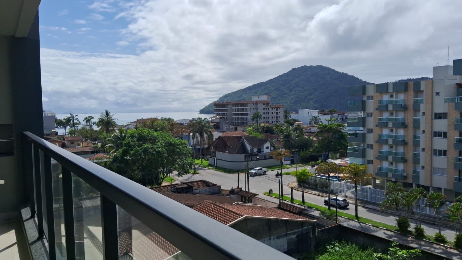 Apartamento à venda com 2 quartos, 2 banheiros, 1 vaga e 77m² no Itaguá, Ubatuba (SP) — foto 3 de 6