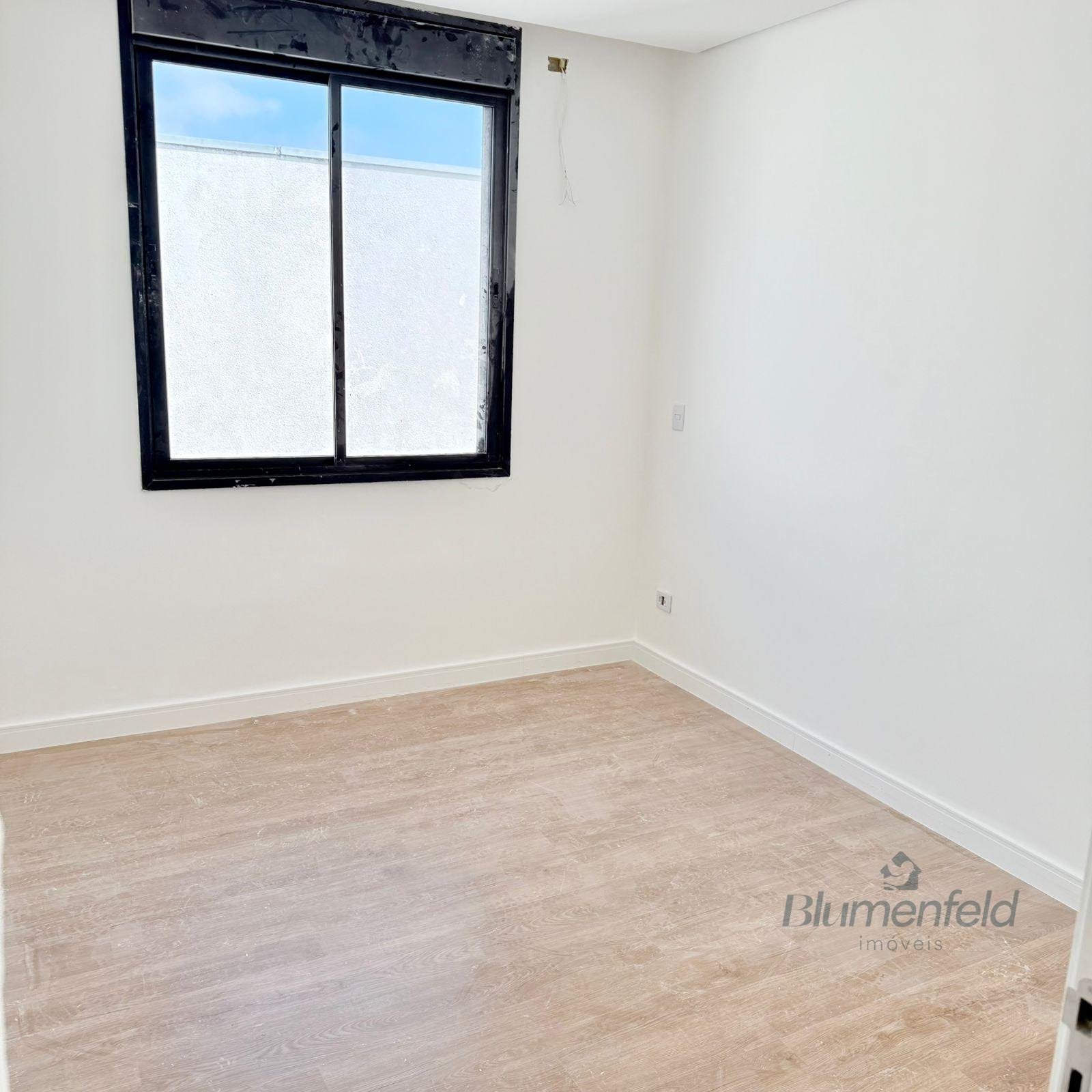 Casa à venda com 4 quartos, 4 suítes, 5 vagas e 134m² no Condomínio Real Park, Arujá (SP) — foto 7 de 18