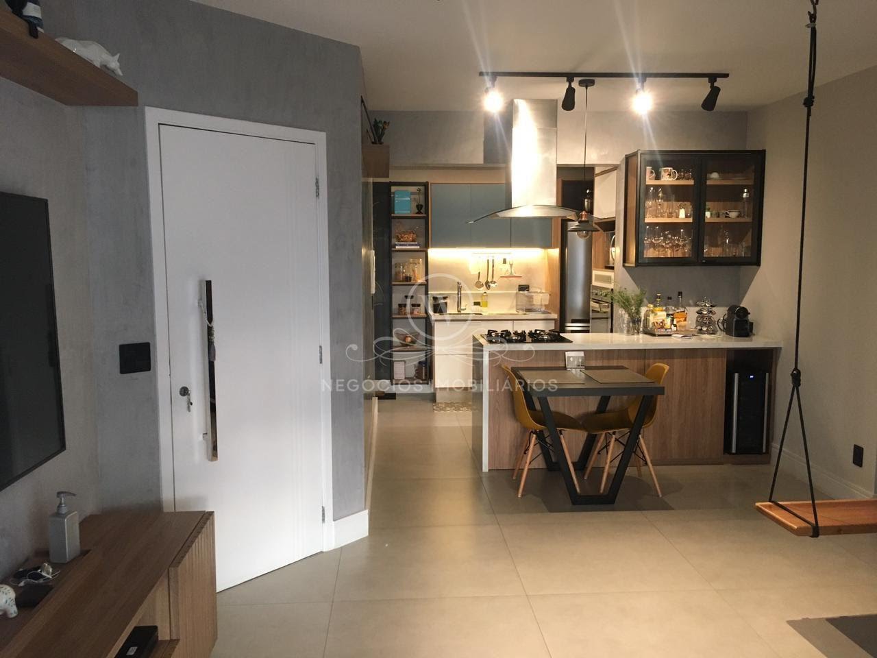 Sala e cozinha americana
