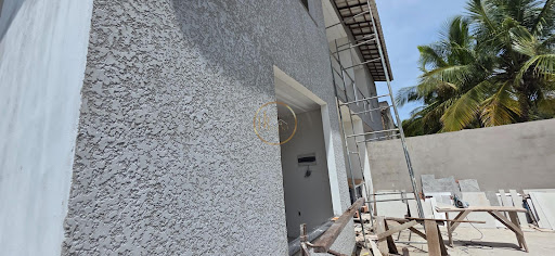 Casa à Venda em Taperapuã, Porto Seguro: 4 Suítes, 150m²