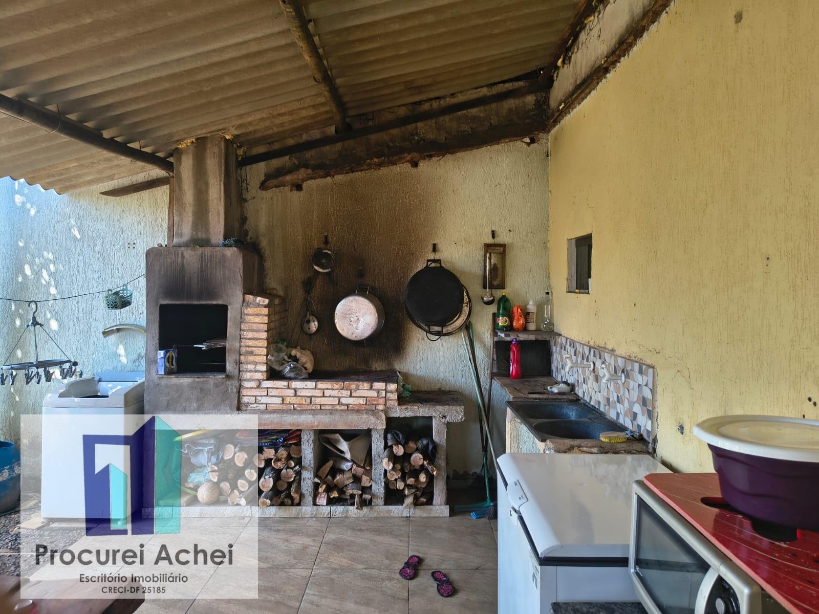 Casa à venda com 2 quartos, 1 banheiro, 4 vagas e 270m² no Arapoanga (planaltina), Brasília (DF) — foto 4 de 15