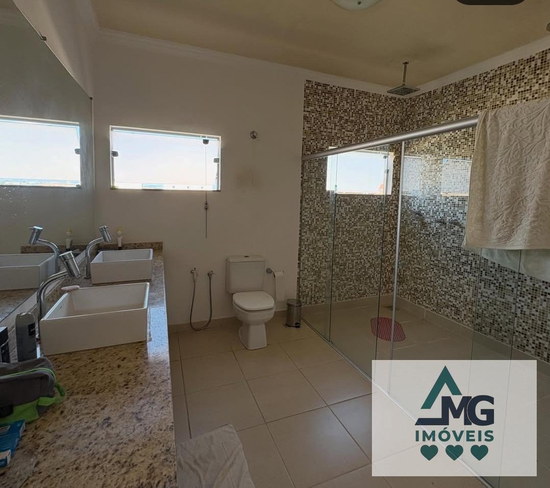 Casa à venda com 3 quartos, 1 suíte, 1 vaga e 274m² no São Conrado, Três Corações (MG) — foto 13 de 17