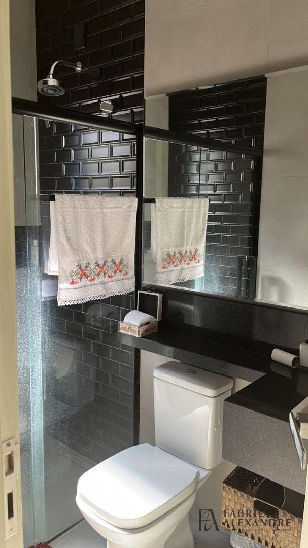 Casa à venda com 2 quartos, 4 banheiros, 4 vagas e 120m² no Residencial Maria Júlia, São José do Rio Preto — foto principal