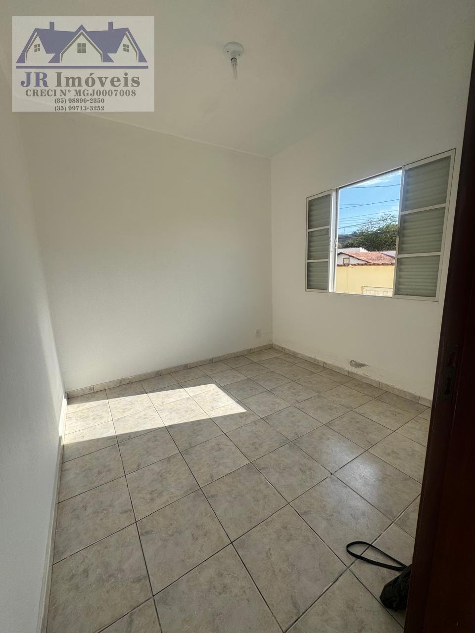 Casa à venda com 4 quartos, 2 banheiros e 2 vagas no Medicina, Itajubá (MG) — foto 7 de 16