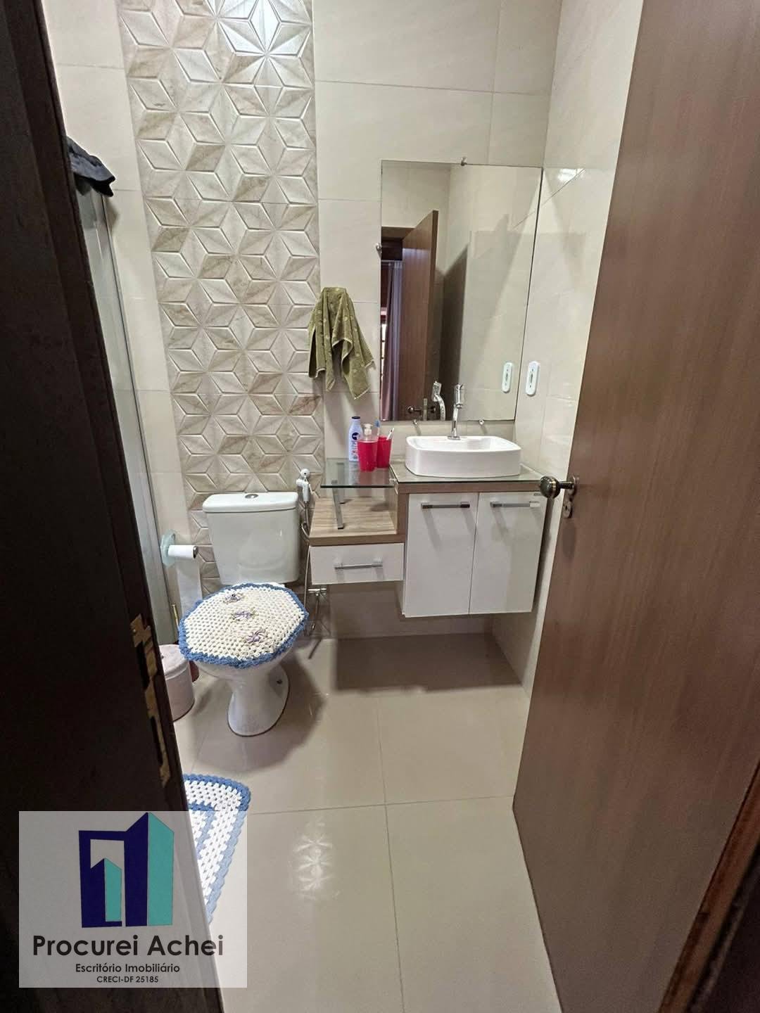 Casa à venda com 3 quartos, 2 suítes, 4 vagas e 926m² no Setor Habitacional Vicente Pires, Brasília (DF) — foto 9 de 27