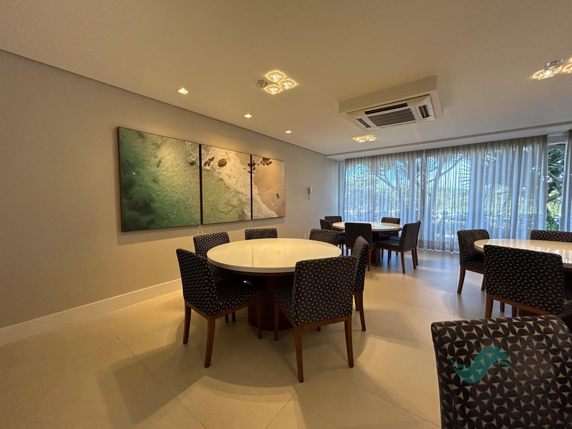 Apartamento à venda com 3 suítes, 3 vagas e 117m² no Jurerê, Florianópolis (SC) — foto 21 de 25
