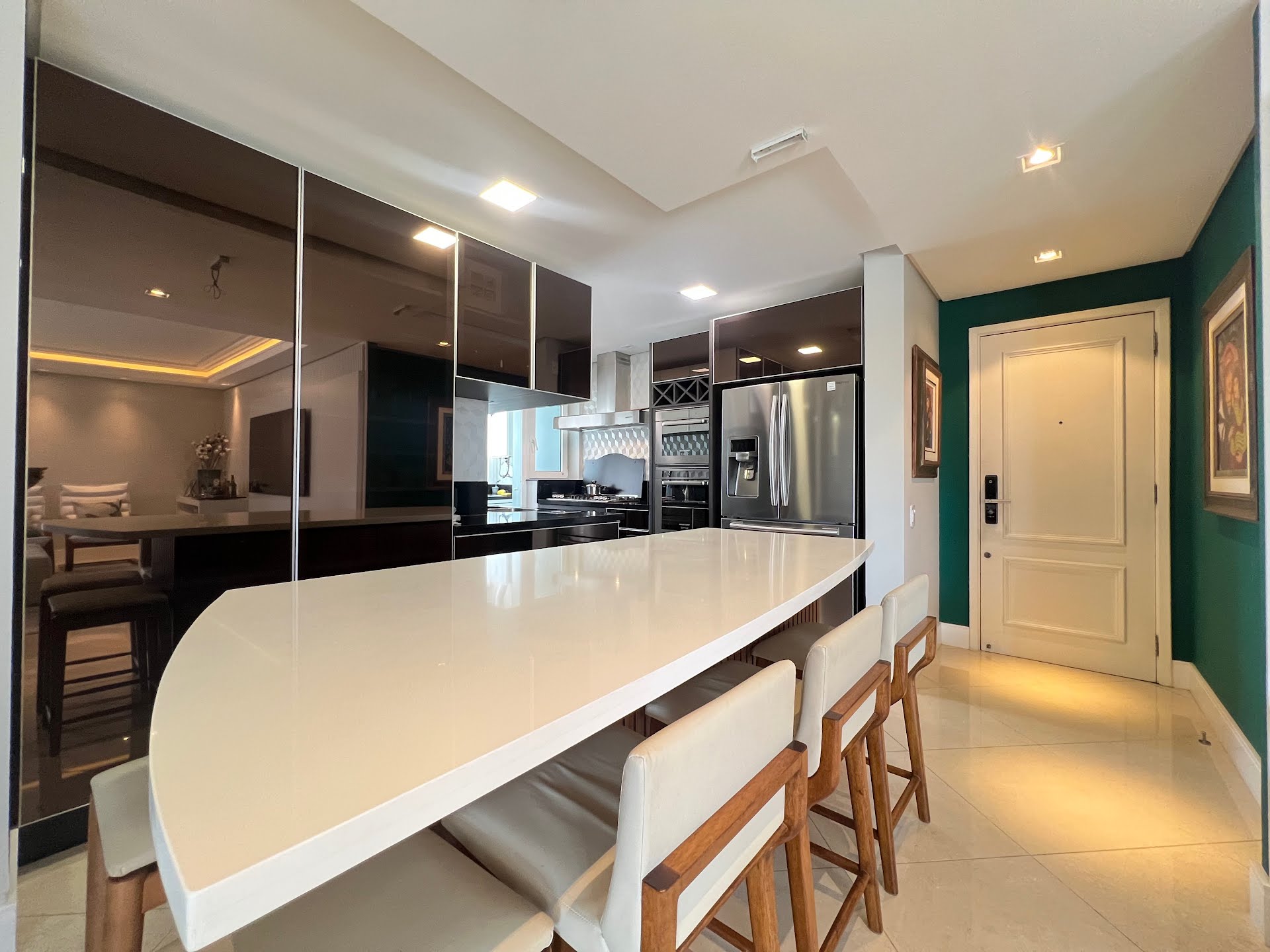 Apartamento à venda com 2 quartos, 2 suítes, 3 vagas e 176m² no Jurerê, Florianópolis (SC) — foto 27 de 30