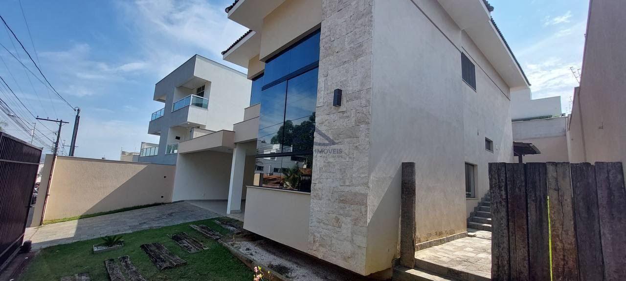 Casa à venda com 2 quartos, 1 suíte, 4 vagas e 250m² no Iporanga, Sete Lagoas (MG) — foto 2 de 19