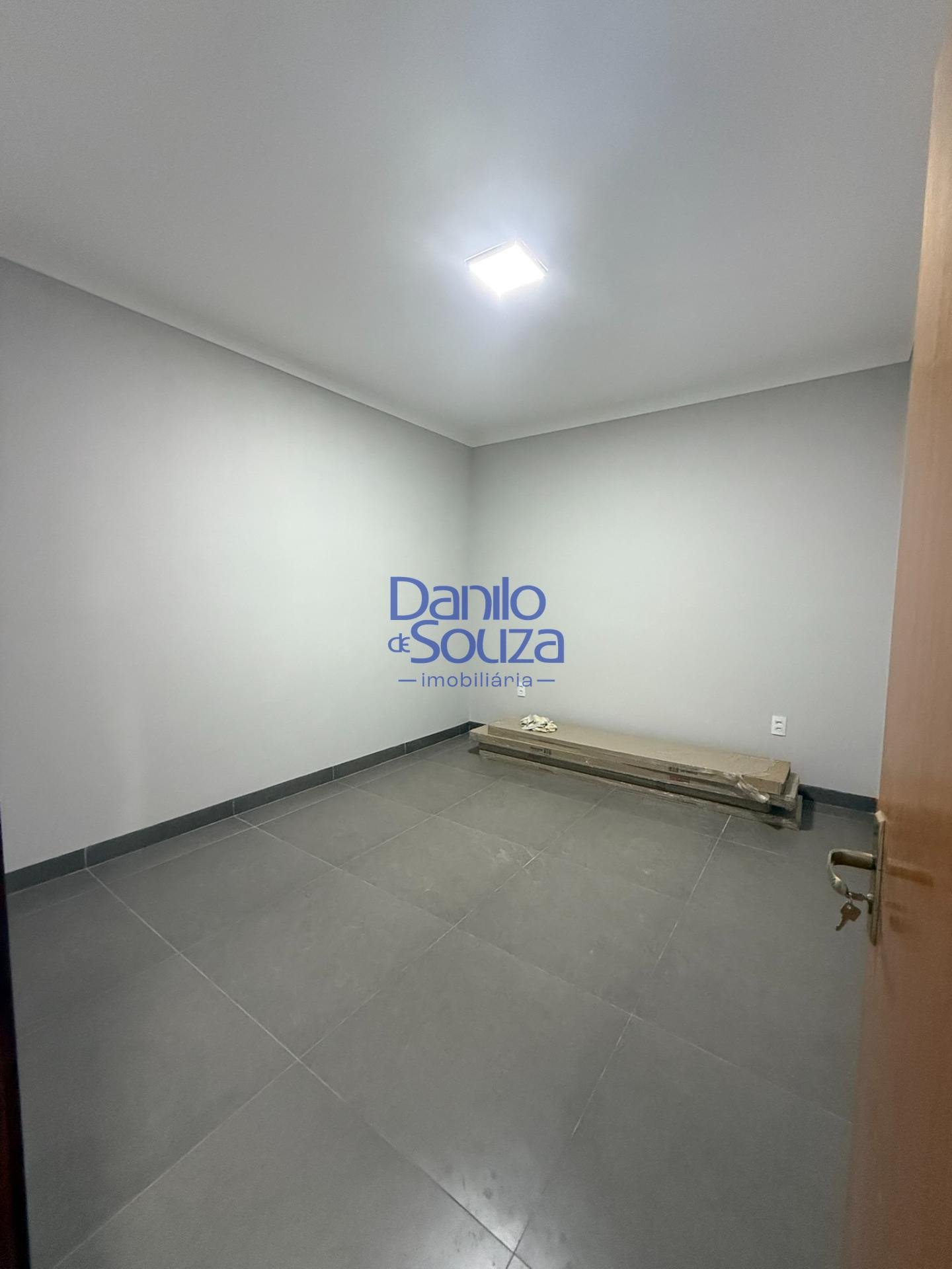 Casa à venda com 3 quartos, 1 suíte, 2 vagas e 360m² no Veredas do Belvedere, Araxá (MG) — foto 14 de 15