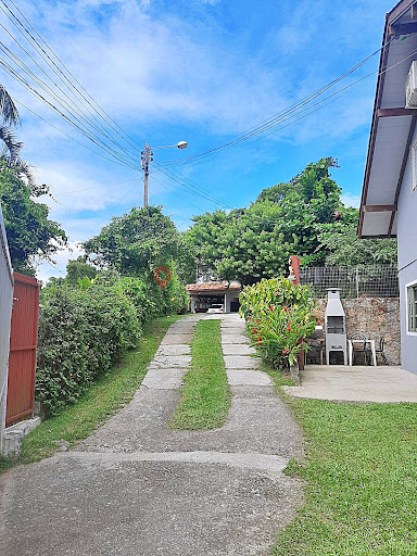 Casas com vista para o mar em Jurerê Internacional  