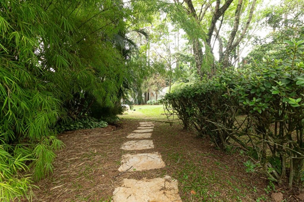 Casa à venda com 3 quartos, 3 suítes, 2 vagas e 400m² no Condomínio Country Club, Arujá (SP) — foto 25 de 30