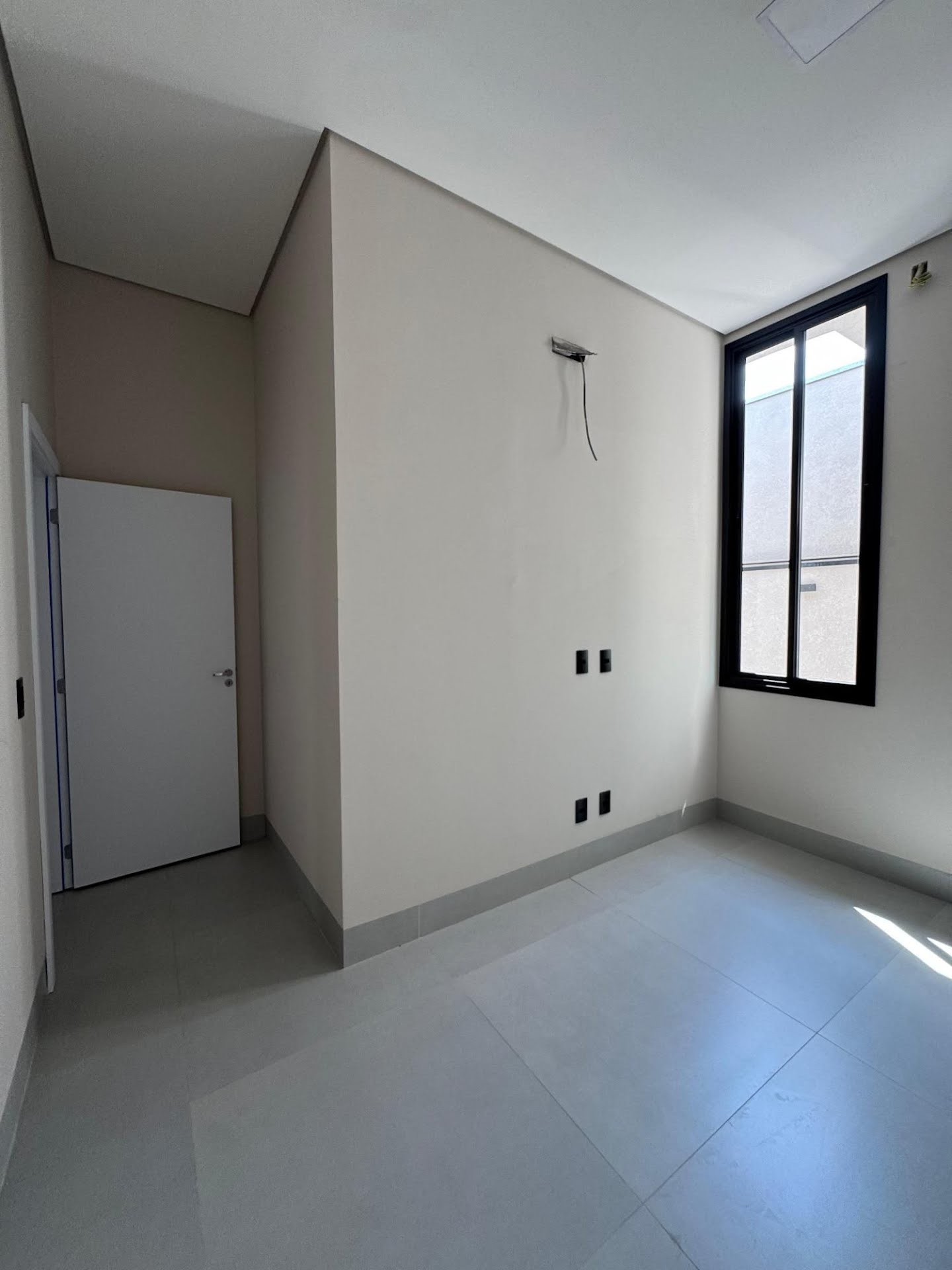 quarto 001.jpg