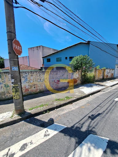 Lateral