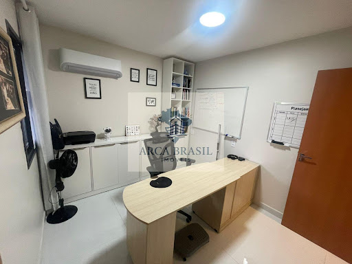 Quarto Escritório