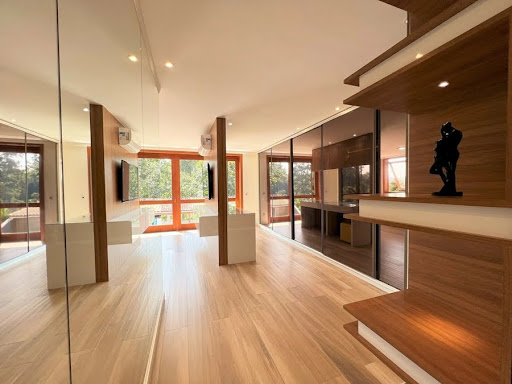 CASA MODERNA ALTO PADÃO - VENDA R$ 3.350.000,00 - REPLETA DE PLANEJADOS DE ÓTIMA QUALIDADE! -  COND. SÃO PAULO II - Cotia/SP