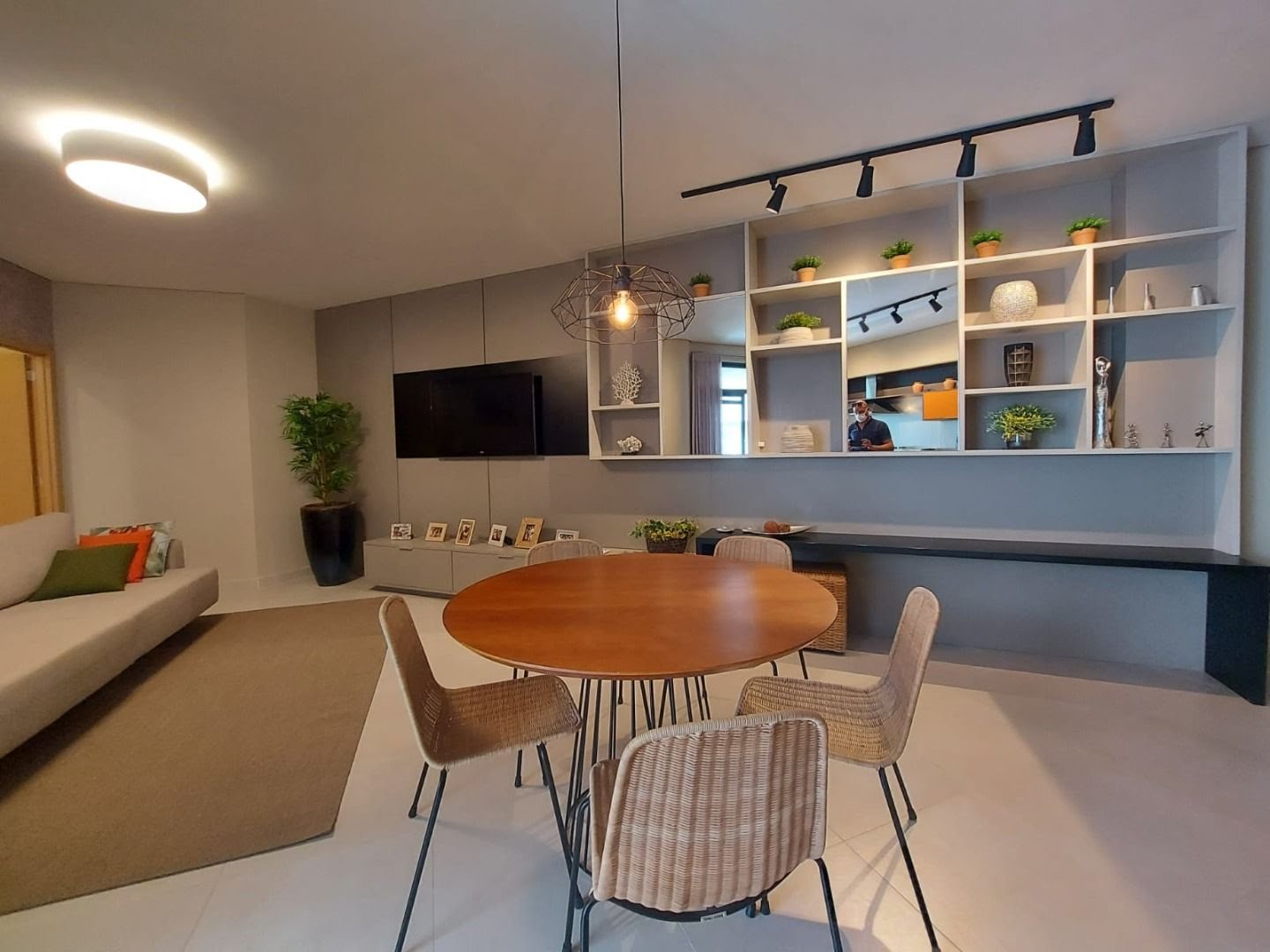 Apartamento para alugar com 2 quartos, 2 banheiros, 2 vagas e 94m² no Praia Grande, Ubatuba (SP) — foto 6 de 13