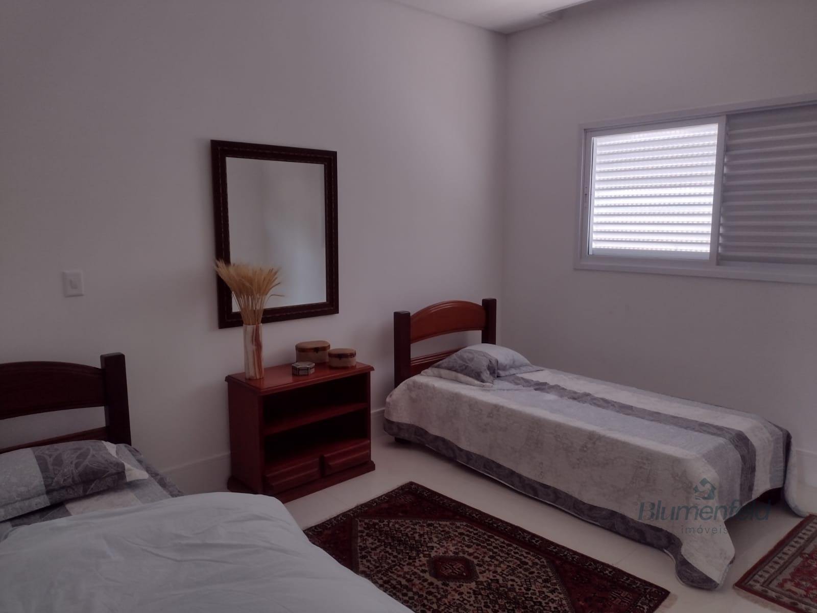 Casa à venda com 3 suítes, 3 vagas e 630m² no Condominio Arujazinho I II III, Arujá (SP) — foto 25 de 30