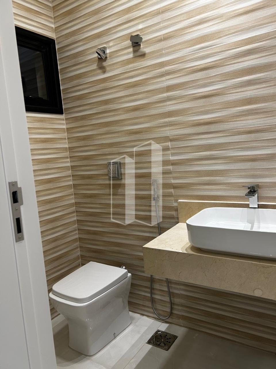 Casa à venda com 4 quartos, 4 suítes, 4 vagas e 464m² no Residencial Parque Mendanha, Goiânia (GO) — foto 13 de 16