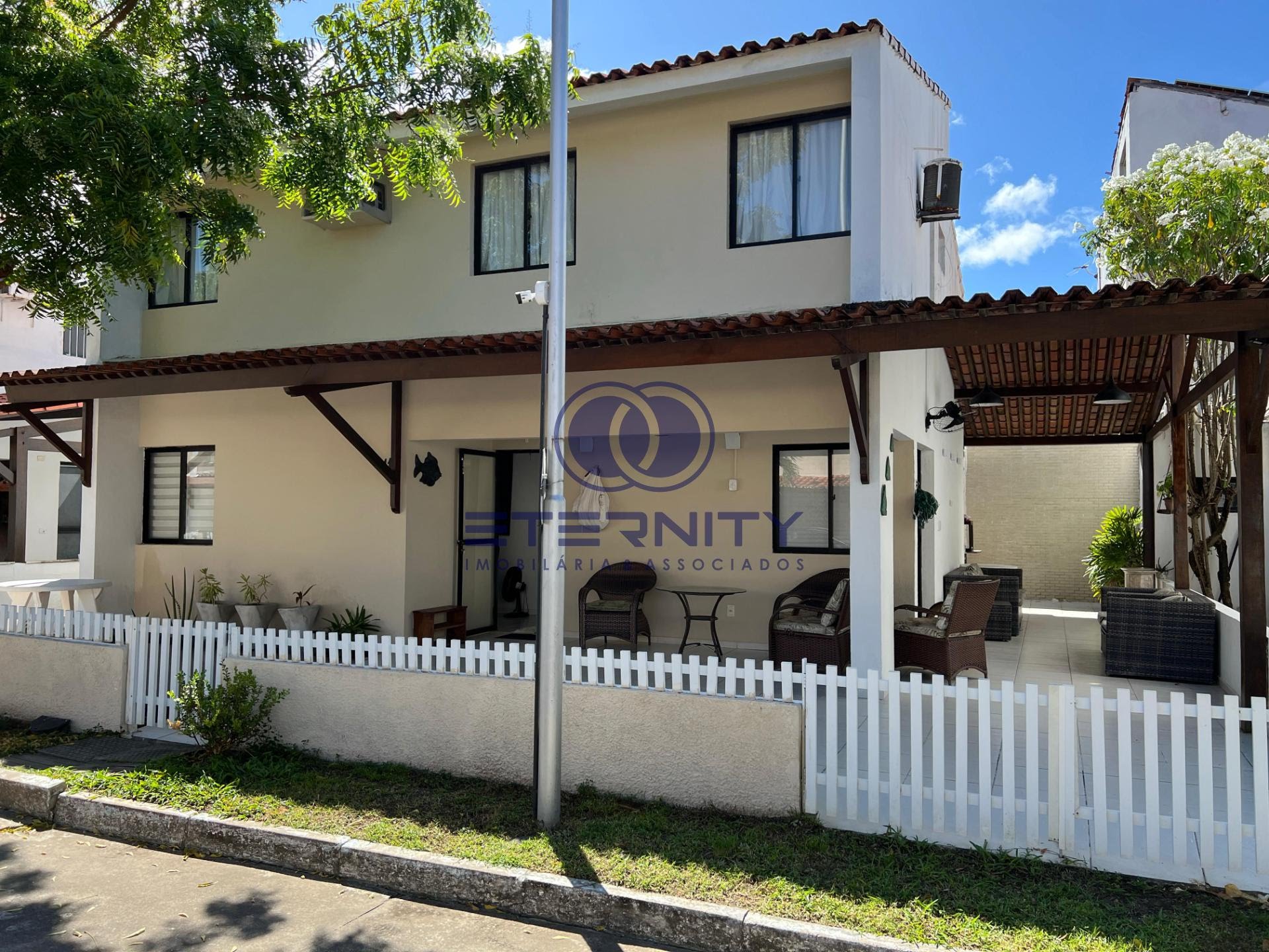 Casa à venda com 4 quartos, 2 banheiros, 2 vagas e 150m² no Nossa Senhora do Ó, Paulista — foto principal