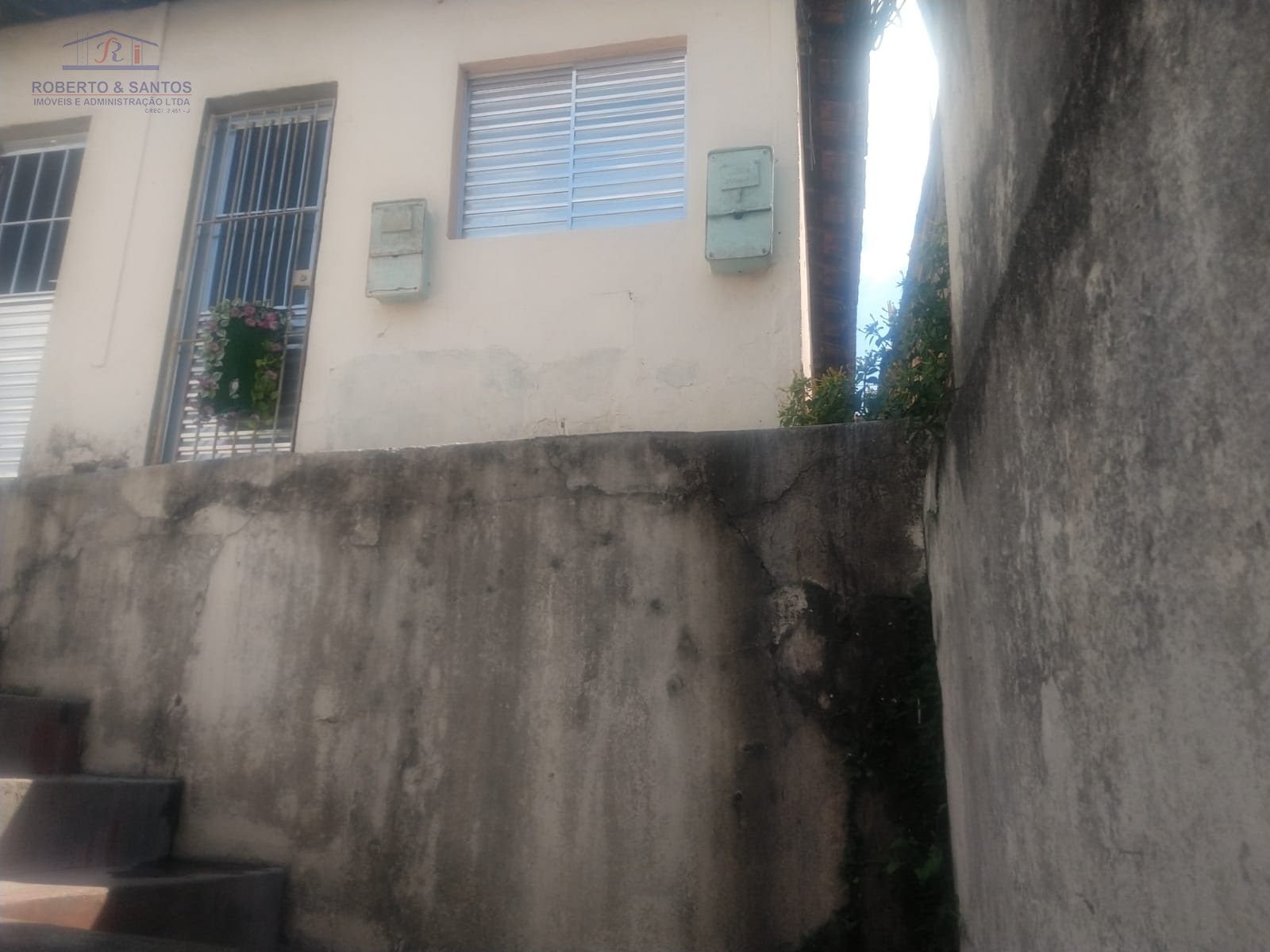 Vista interna na Elizio T. Leite