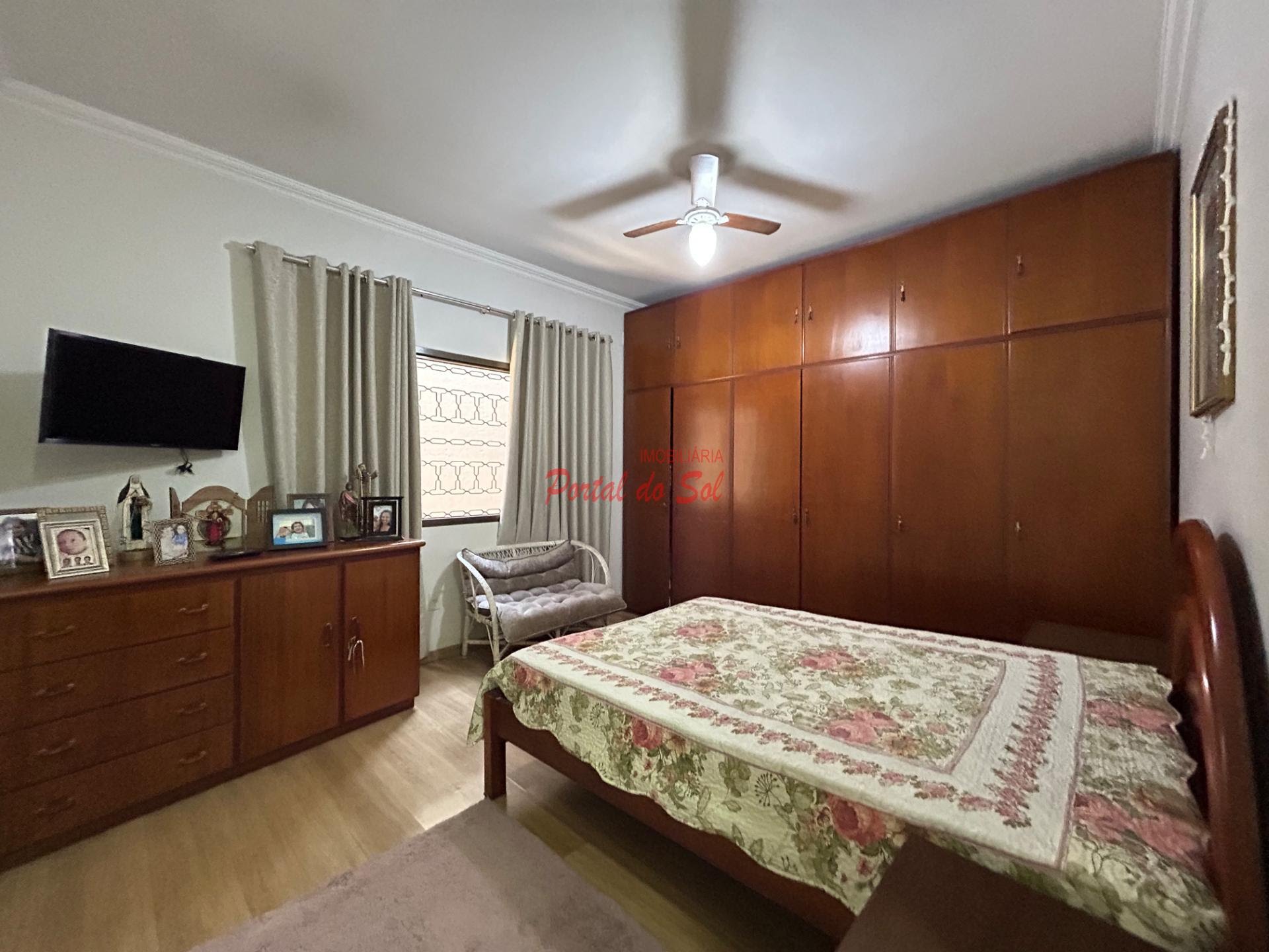 Casa à venda com 3 quartos, 3 suítes, 2 vagas e 229m² no Centro, Santo Antônio da Platina (PR) — foto 9 de 11