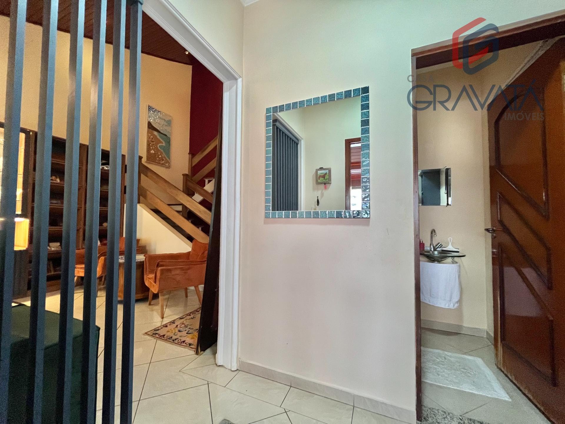 Casa à venda com 3 quartos, 1 suíte, 4 vagas e 220m² no Jardim Pedroso, Mauá (SP) — foto 9 de 30