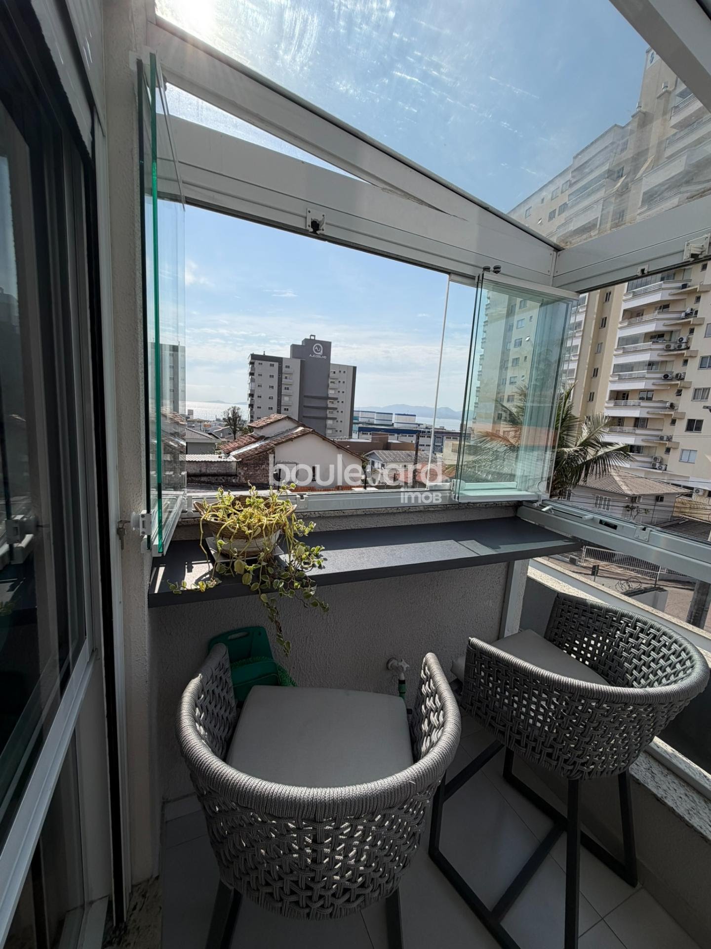 Apartamento à venda com 3 quartos, 1 suíte, 1 vaga e 83m² no Barreiros, São José (SC) — foto 18 de 30