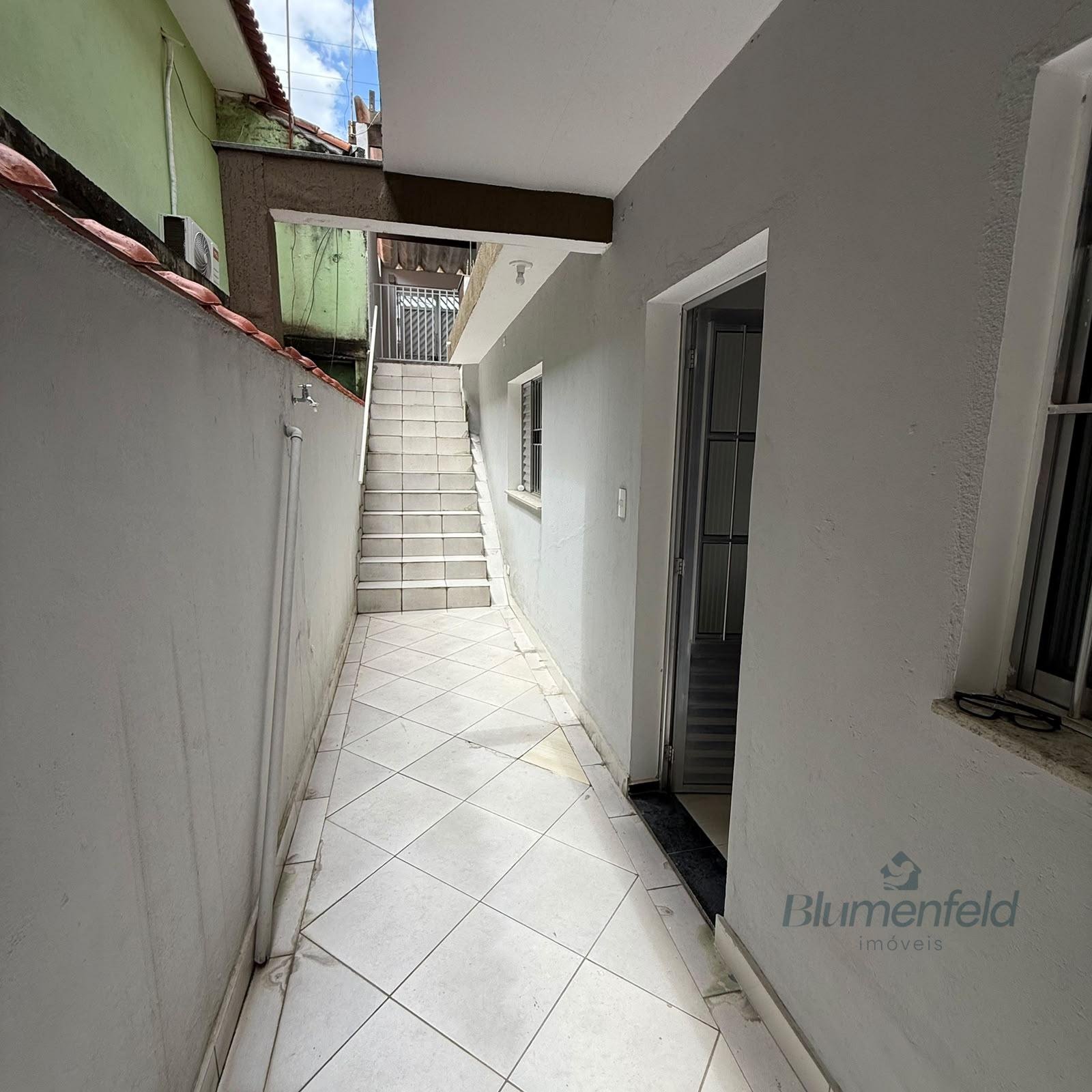 Casa para alugar com 1 quarto, 1 banheiro, 1 vaga e 80m² no Nova Arujá, Arujá (SP) — foto 4 de 11