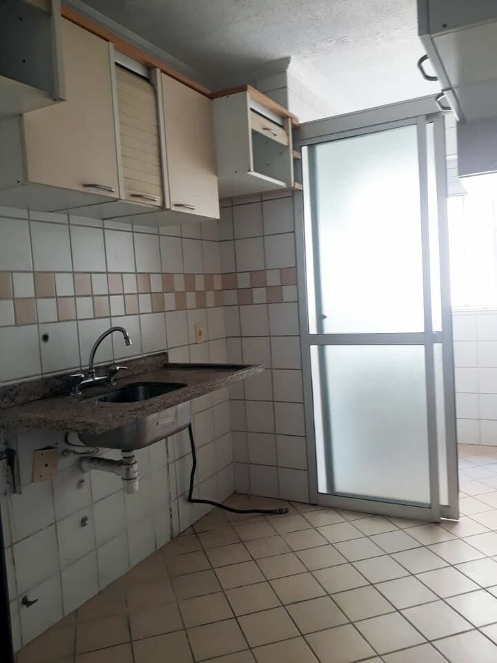 Apartamento à venda com 3 quartos, 1 banheiro, 1 vaga e 49m² no Conjunto Promorar Raposo Tavares, São Paulo (SP) — foto 3 de 4