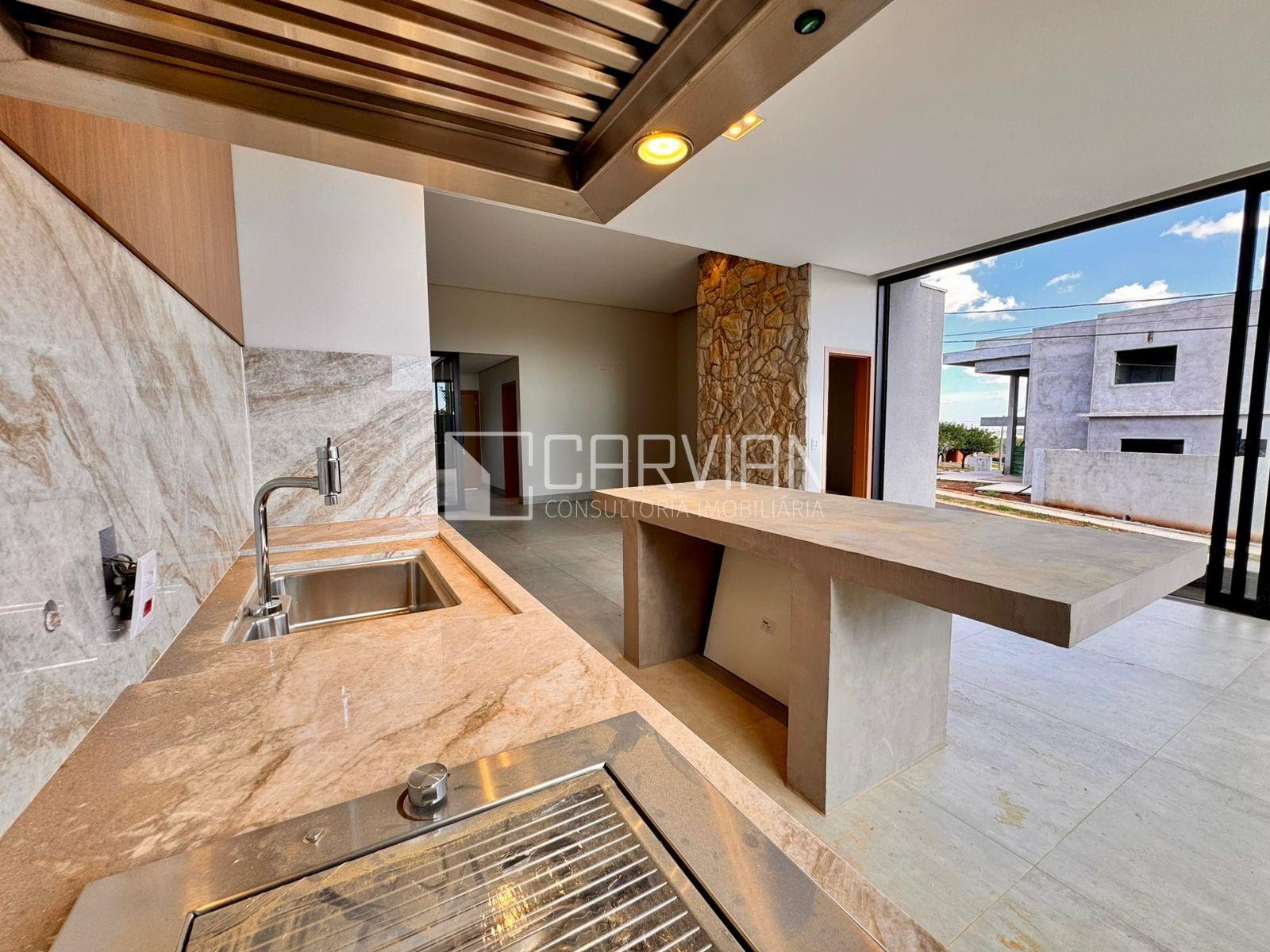 Casa à venda com 3 quartos, 3 suítes, 4 vagas e 229m² no Residencial Alto do Castelo, Ribeirão Preto (SP) — foto 4 de 29