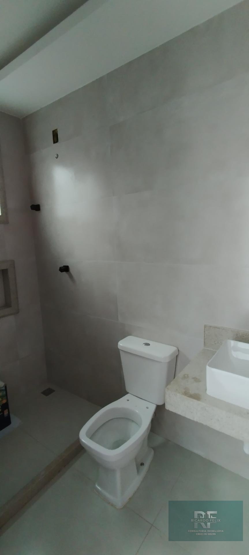 Casa à venda com 2 quartos, 1 suíte, 4 vagas e 165m² no Jardim Campomar, Rio das Ostras (RJ) — foto 10 de 30