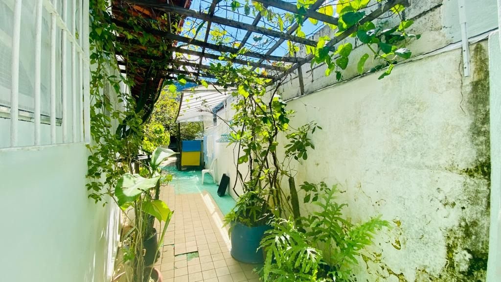 Casa à venda com 3 quartos, 2 banheiros, 3 vagas e 230m² no Lázaro (praia Domingos Dias), Ubatuba (SP) — foto 2 de 22