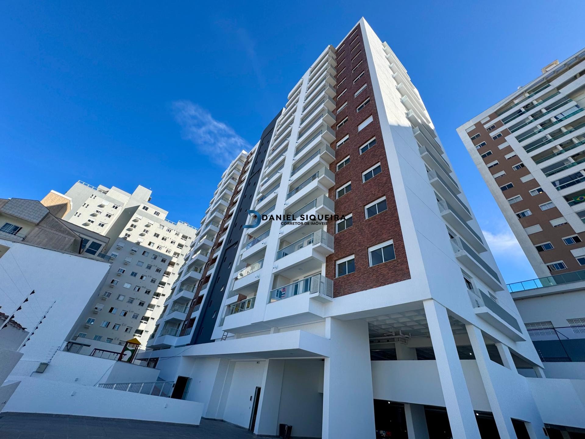 Apartamento à venda com 2 quartos, 1 suíte, 1 vaga e 67m² no Jardim Atlântico, Florianópolis (SC) — foto 3 de 24