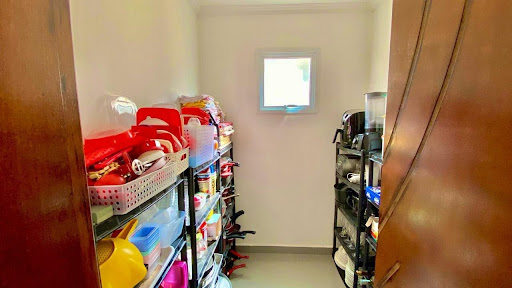 Closet 2