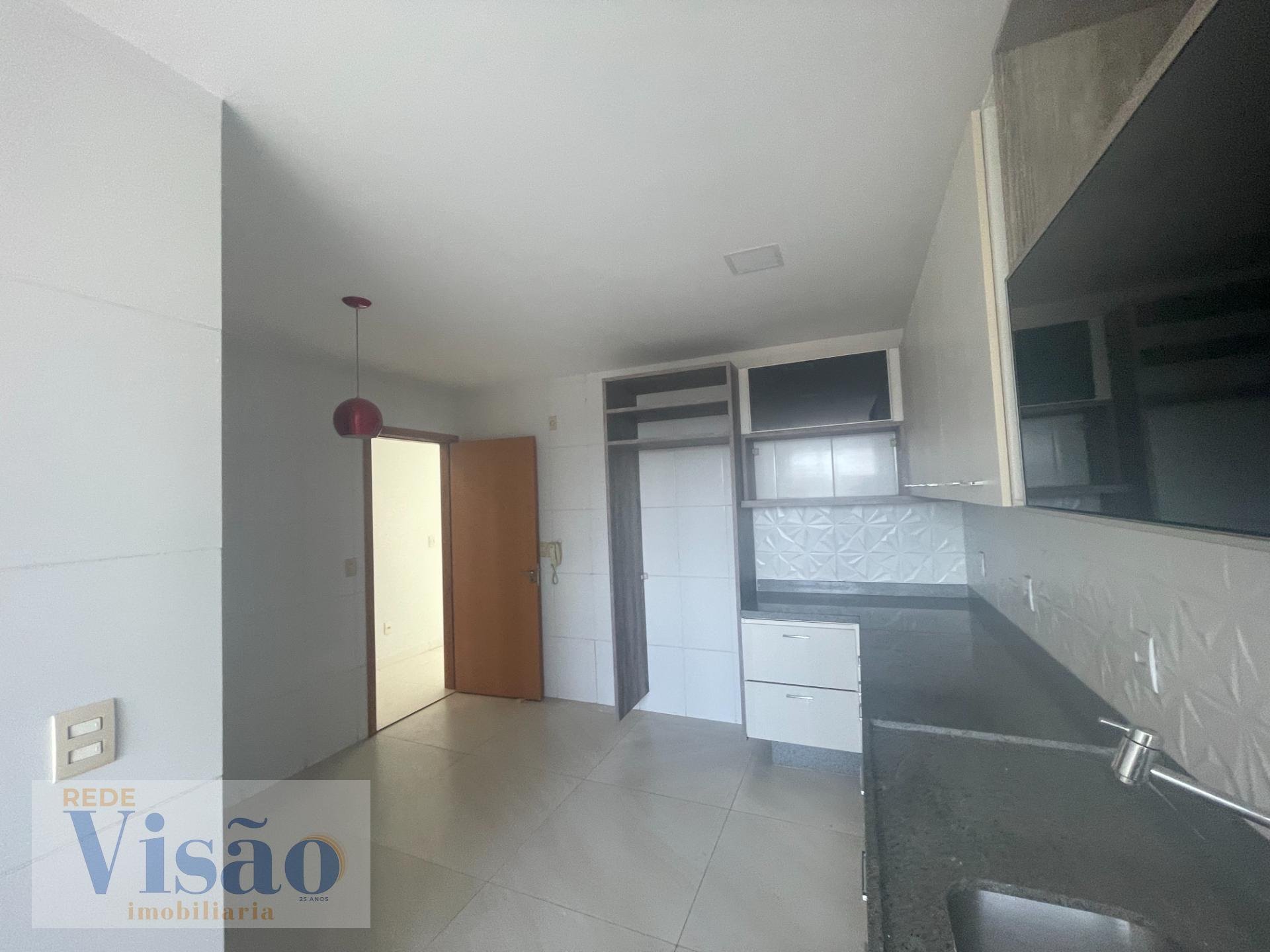 Apartamento à venda com 3 quartos, 1 suíte, 2 vagas e 100m² no Centro, Paracatu (MG) — foto 21 de 30