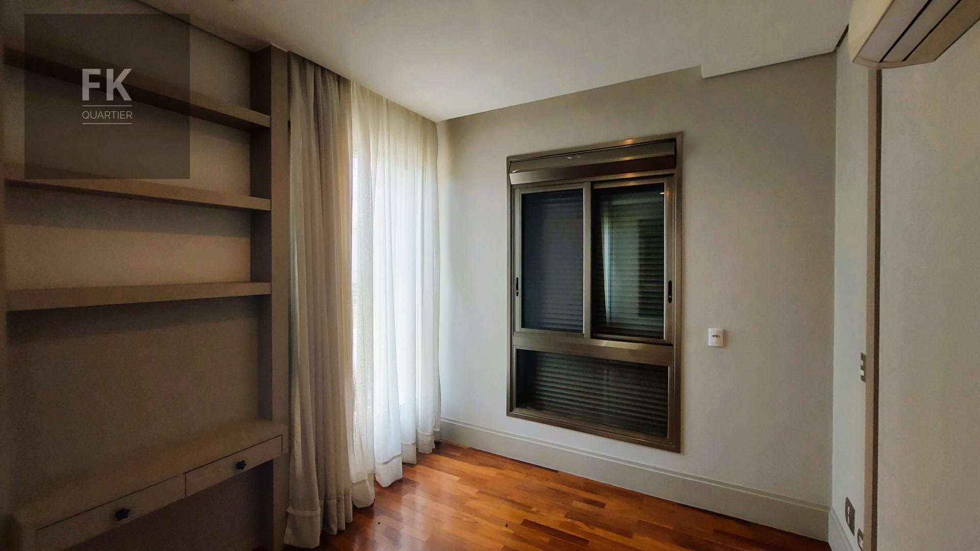 Casa à venda com 4 quartos, 4 suítes, 6 vagas e 448m² no Alphaville Conde II, Barueri (SP) — foto 22 de 30