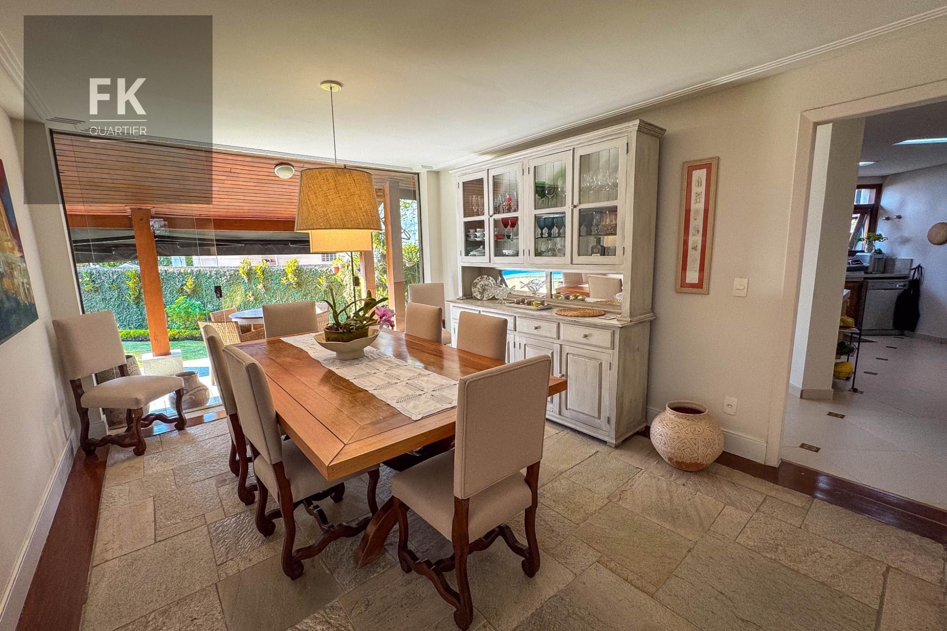 Casa à venda com 4 quartos, 2 suítes, 6 vagas e 400m² no Alphaville Residencial Dois, Barueri (SP) — foto 12 de 30