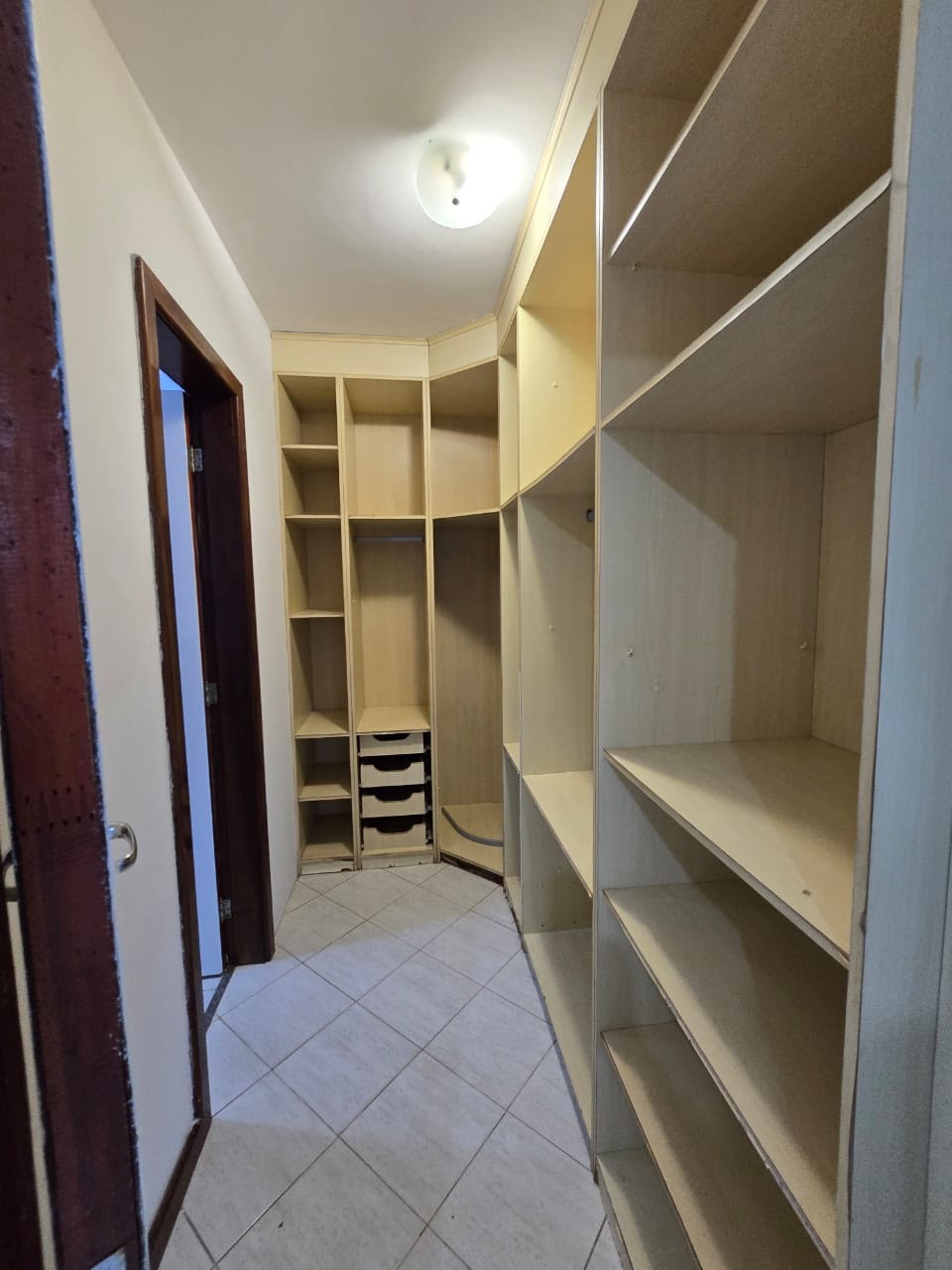 Casa para alugar com 4 quartos, 2 suítes, 3 vagas e 120m² no Santo Antônio dos Prazeres, Feira de Santana (BA) — foto 6 de 29