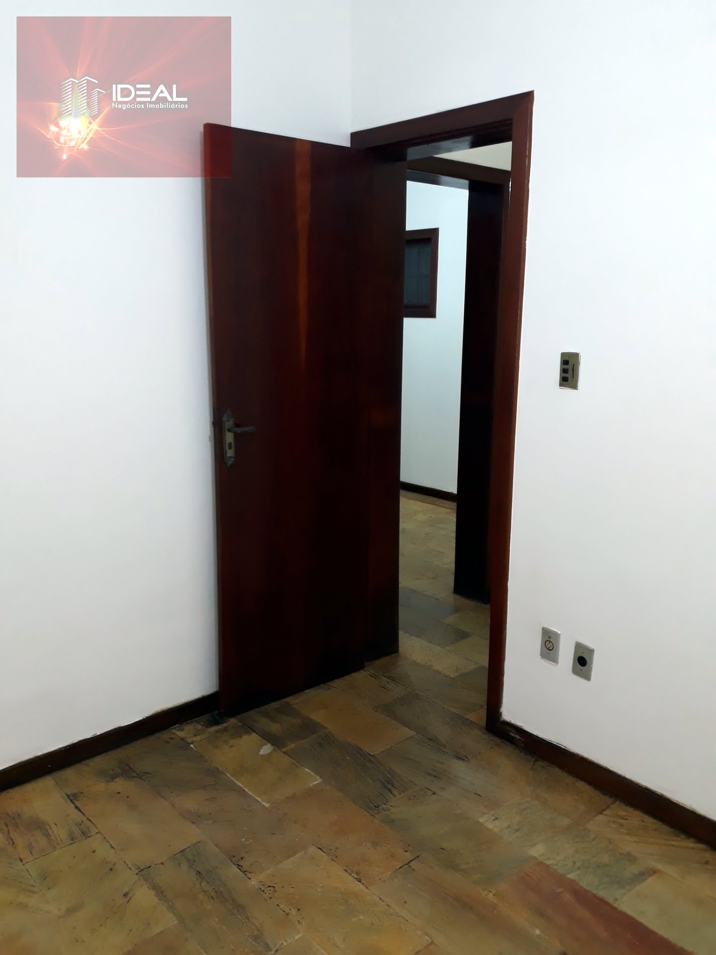 Casa à venda com 3 quartos, 1 suíte, 2 vagas e 130m² no Parque Turf Club, Campos dos Goytacazes (RJ) — foto 11 de 30